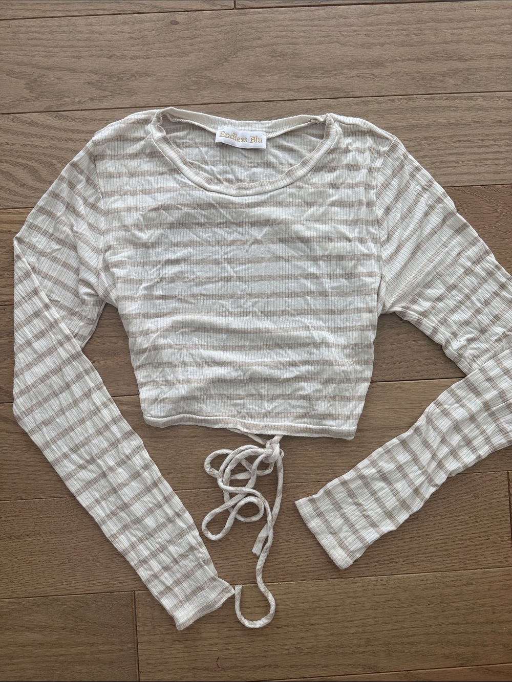 Endless Blu Striped Tie-Back Long Sleeve Crop Top - White & Beige